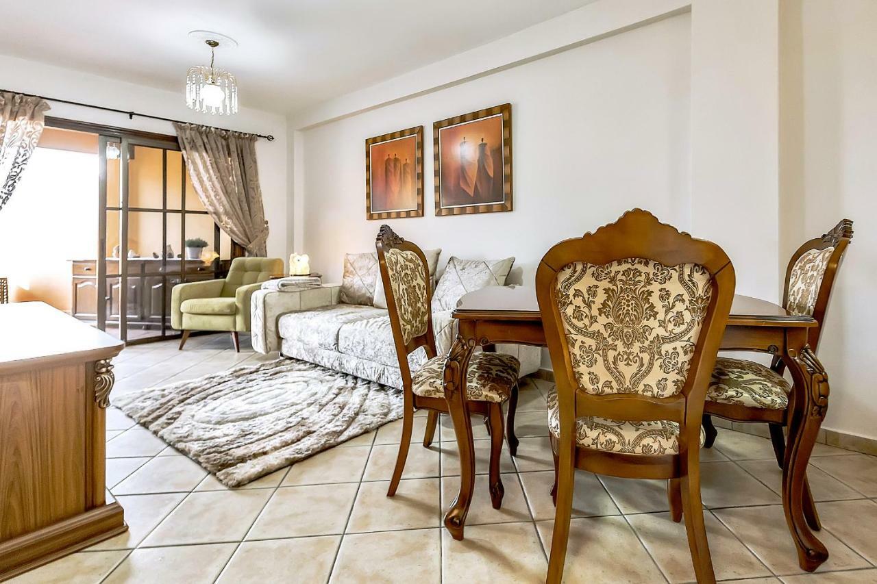 Apartment Elite Palace 아데제 외부 사진
